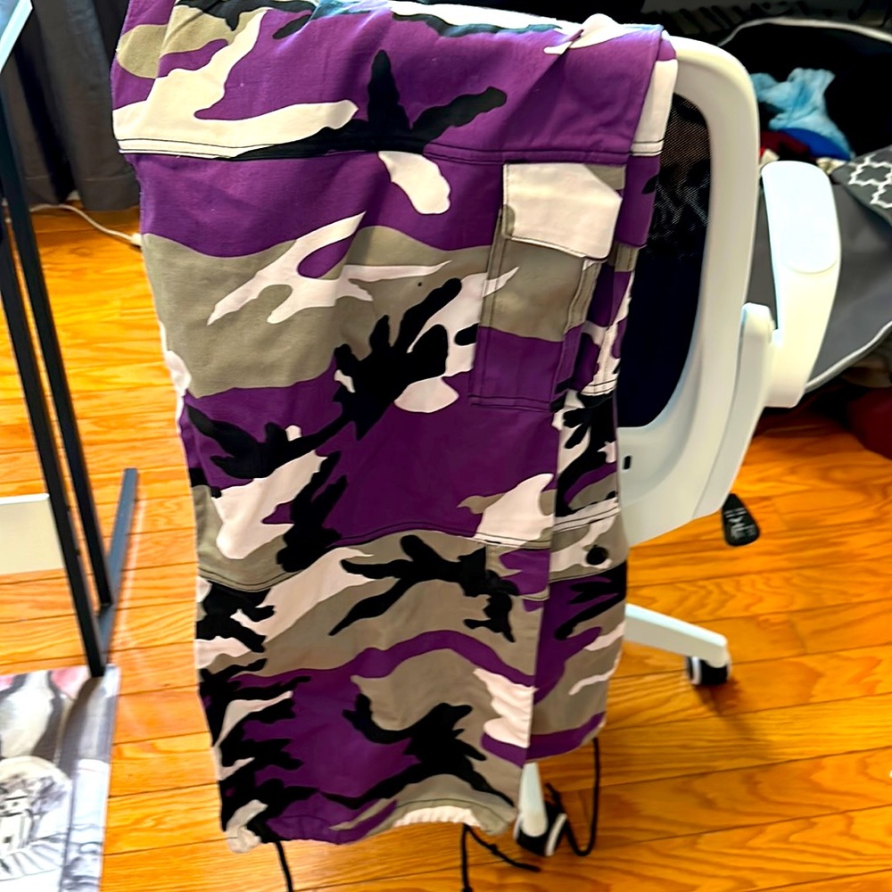 Camo pants